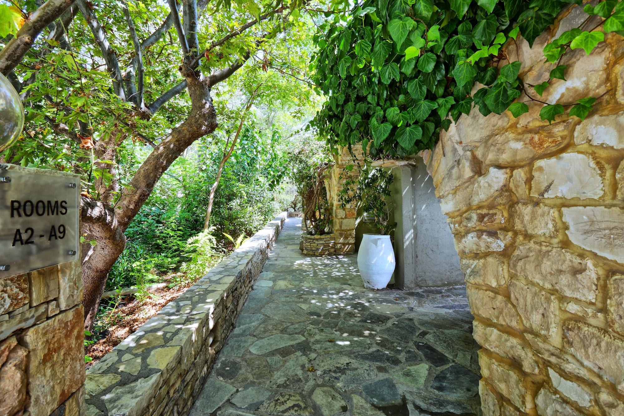 Sitia Beach City Resort & Spa Bagian luar foto The entrance of the museum