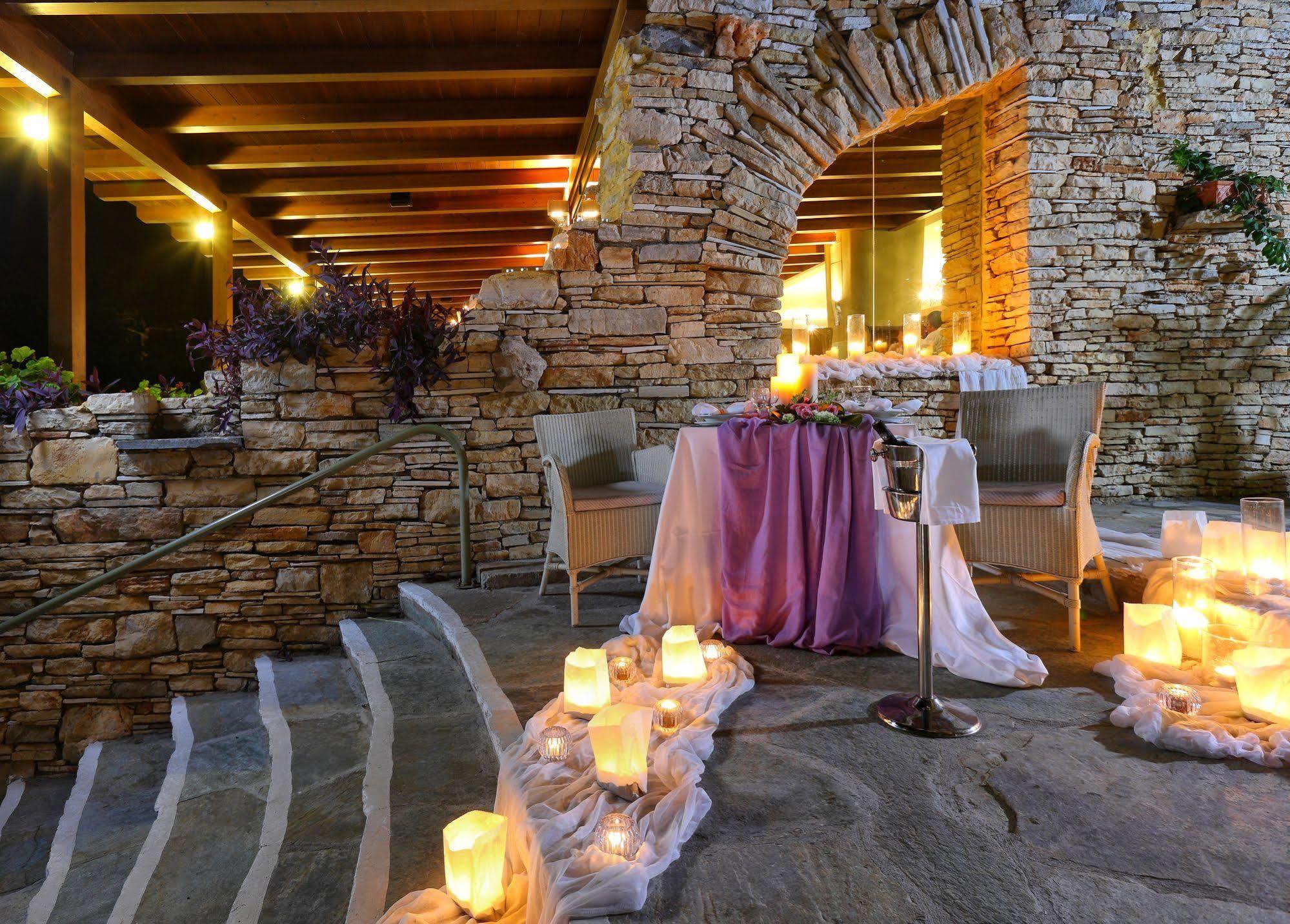 Sitia Beach City Resort & Spa Bagian luar foto The interior of the restaurant